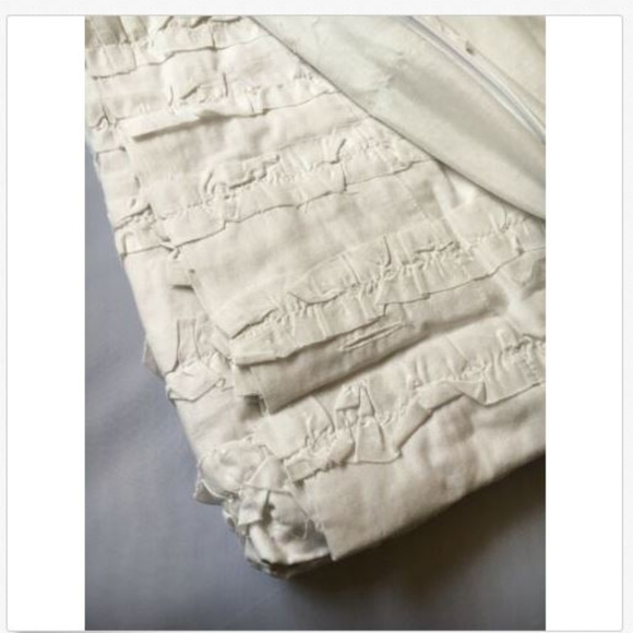 NEW Anthropologie Wisteria shower curtain - Picture 4 of 4